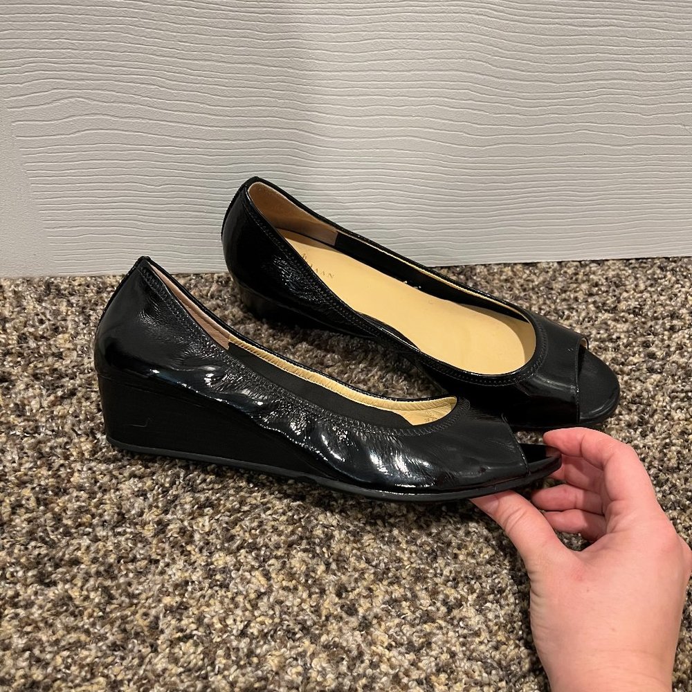 LIKE NEW Cole Haan w/Nike Air Sole Peep Toe Patent Wedges (9.5)